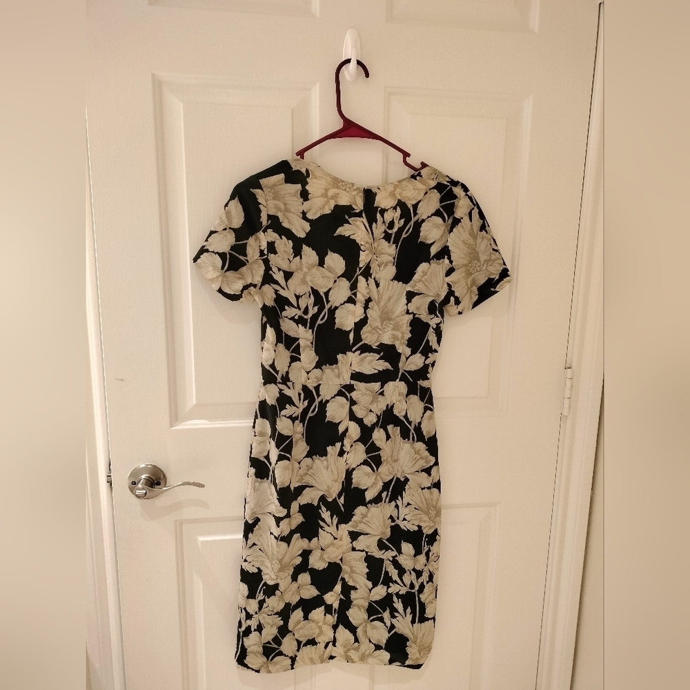 Banana Repiblic Floral Black and Cream Dress - Picture 2 of 7